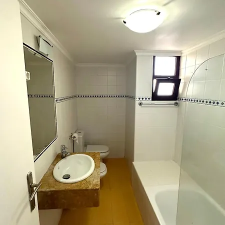 公寓 Sao Sebastiao L- 5 Min From Airport *